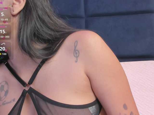 AteneaRoldan's BongaCams show and profile