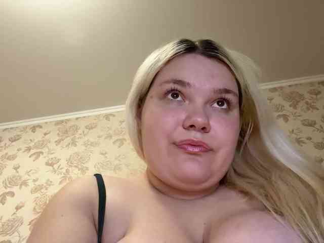 esleyy-boobs Live Webcam on BongaCams