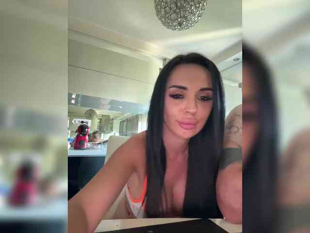 Bonnie-Clyde75 Live Webcam on BongaCams