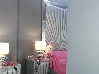 PetiteLuxury Porn Show