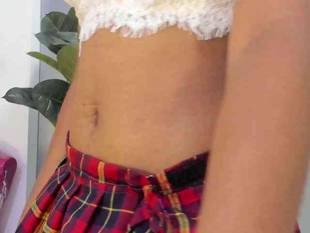 PetiteLuxury webcam