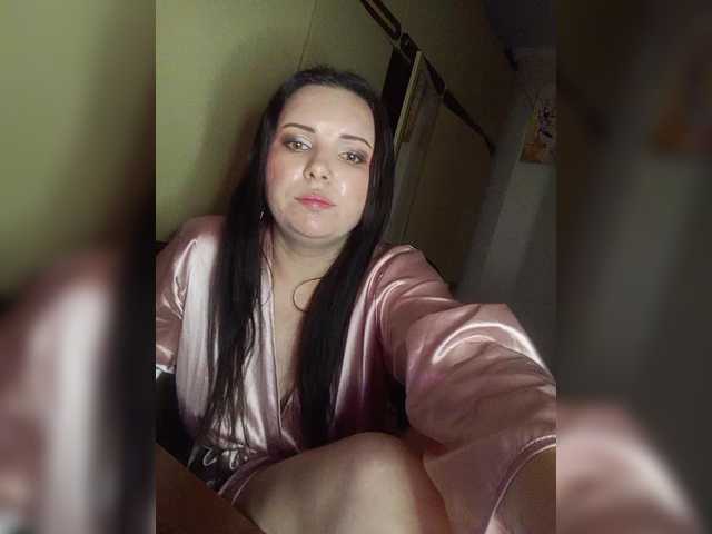 Mira-5a's BongaCams show and profile