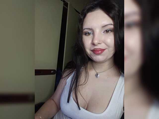 Mira-5a's BongaCams show and profile