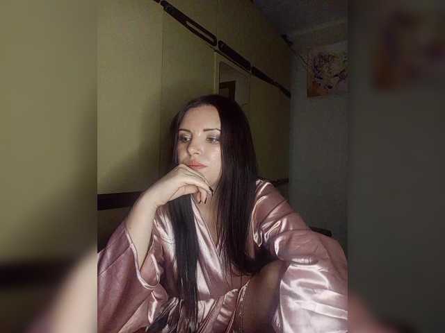 Mira-5a's BongaCams show and profile