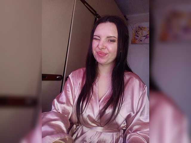 Mira-5a's BongaCams show and profile