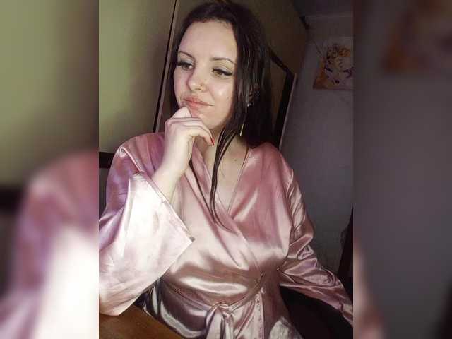 Mira-5a's BongaCams show and profile