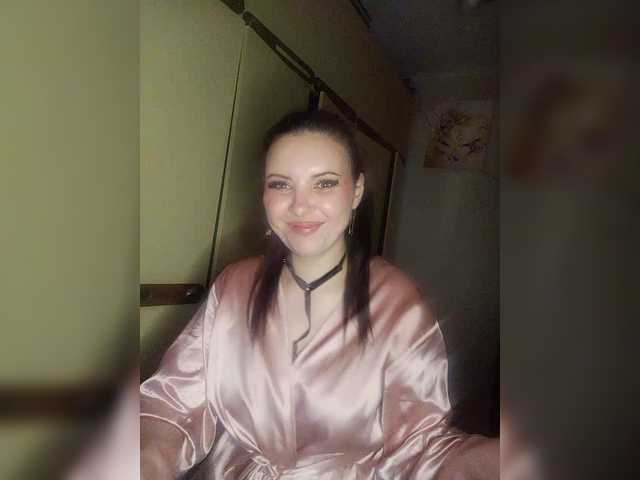 Mira-5a's BongaCams show and profile