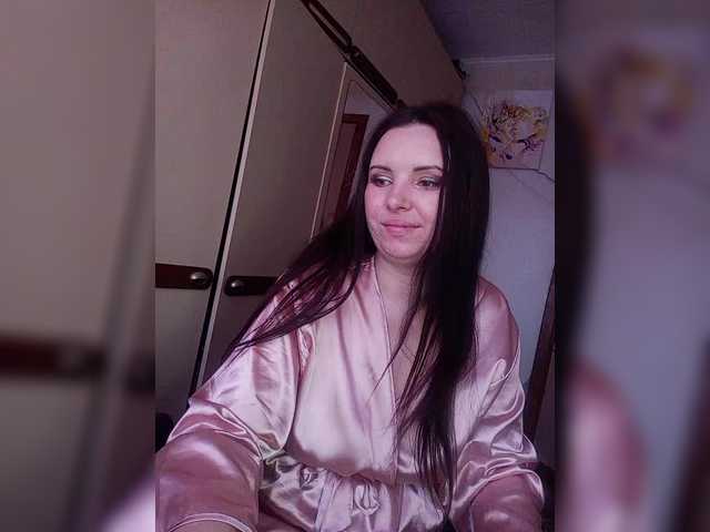 Mira-5a's BongaCams show and profile