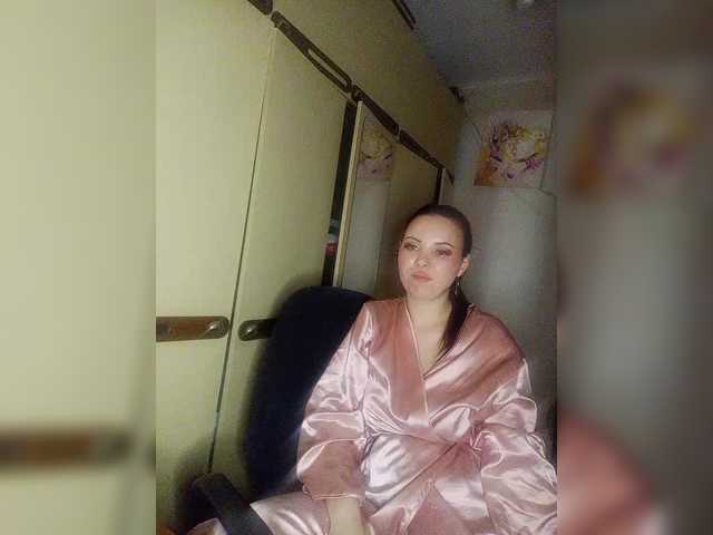 Mira-5a's BongaCams show and profile