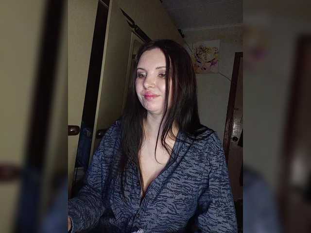 Mira-5a's BongaCams show and profile