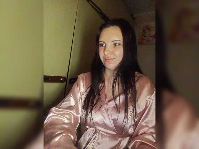 Mira-5a's BongaCams show and profile