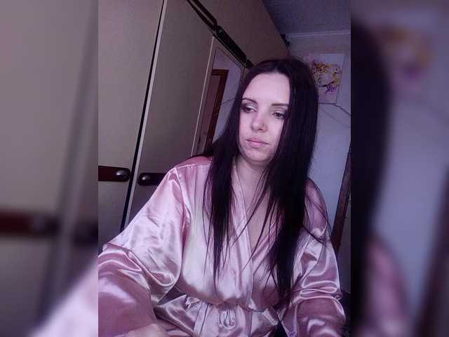 Mira-5a's BongaCams show and profile