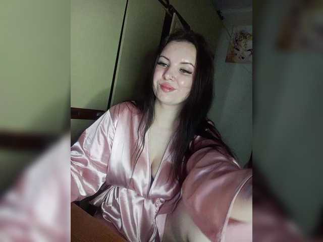 Mira-5a's BongaCams show and profile