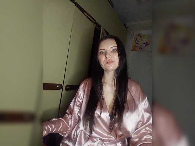 Mira-5a's BongaCams show and profile