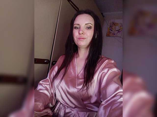 Mira-5a's BongaCams show and profile