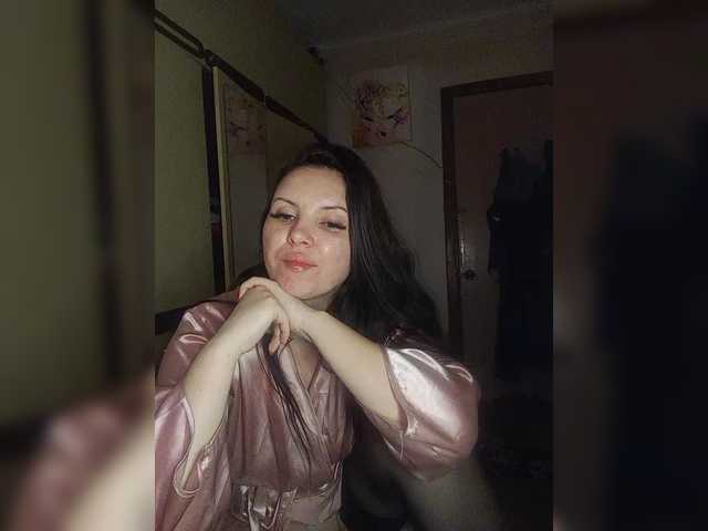 Mira-5a's BongaCams show and profile
