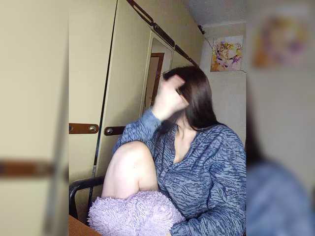 Mira-5a's BongaCams show and profile