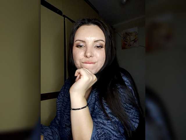Mira-5a's BongaCams show and profile
