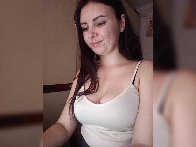Mira-5a's BongaCams show and profile