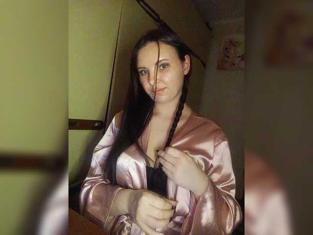 Mira-5a's BongaCams show and profile