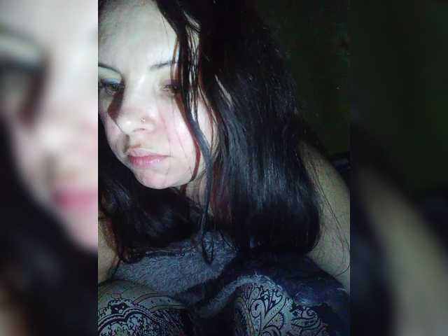 Mira-5a's BongaCams show and profile