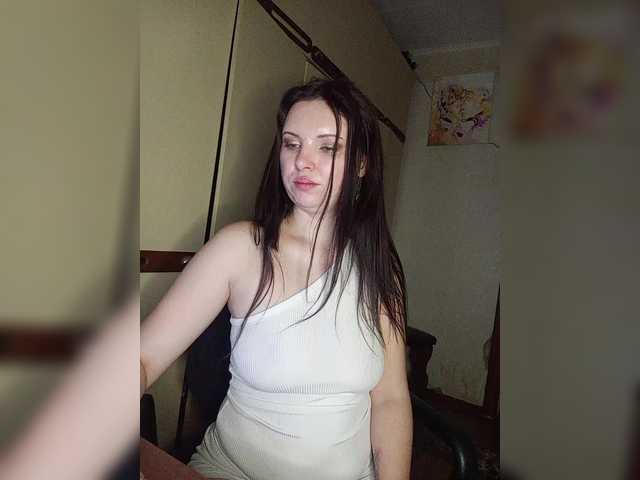 Mira-5a's BongaCams show and profile