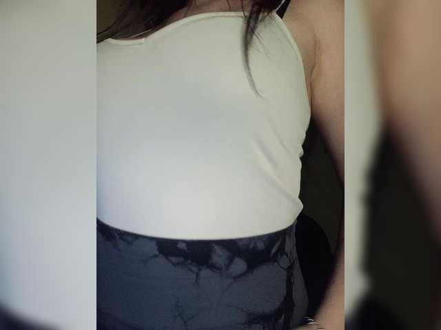 Mira-5a's BongaCams show and profile