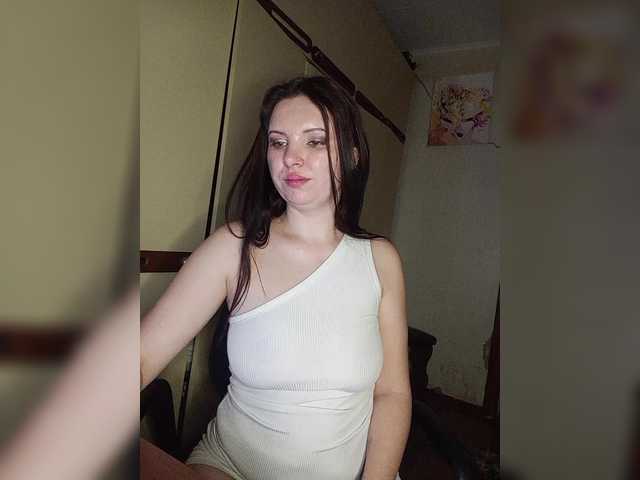 Mira-5a's BongaCams show and profile