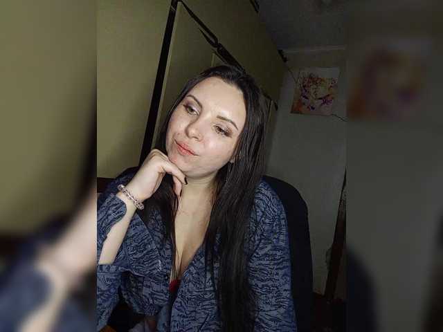 Mira-5a's BongaCams show and profile