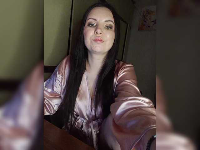 Mira-5a's BongaCams show and profile