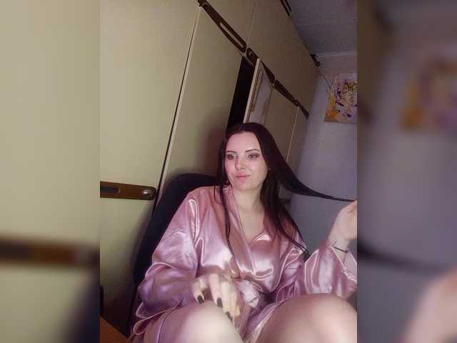 Mira-5a's BongaCams show and profile