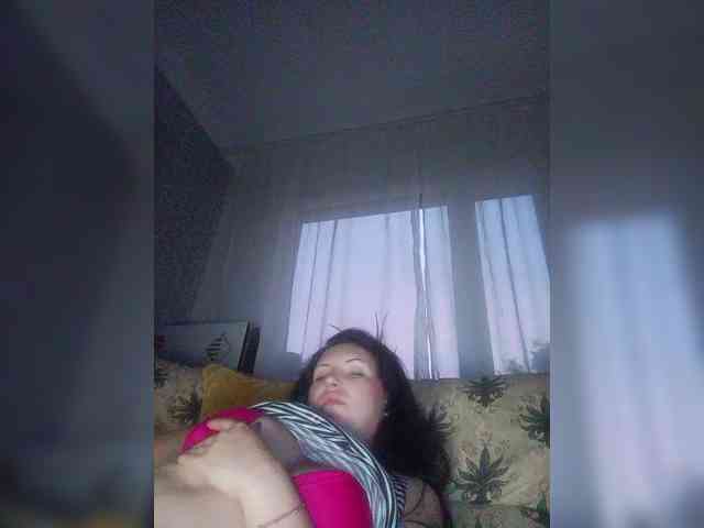 adut chat Mira-5a