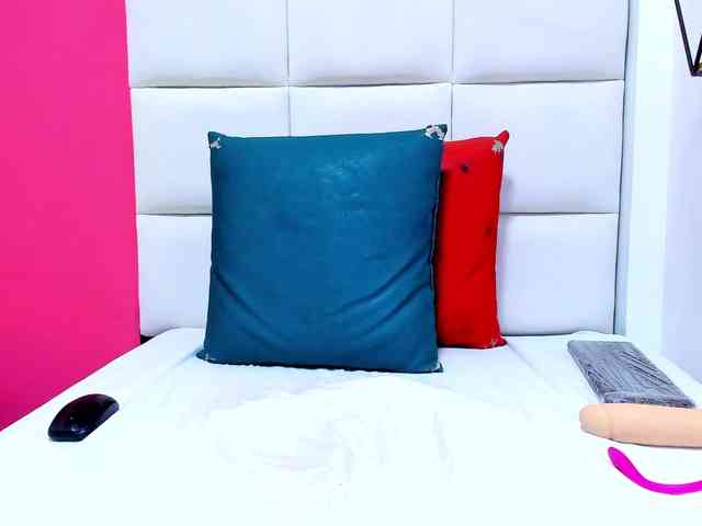 Violetta-hot69 webcam