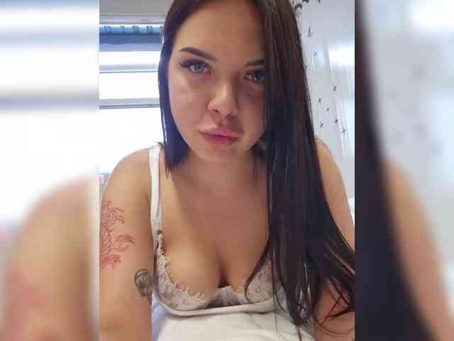 Bella67 webcam