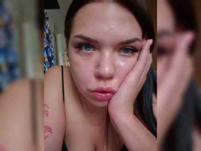 Bella67 Live Webcam on BongaCams