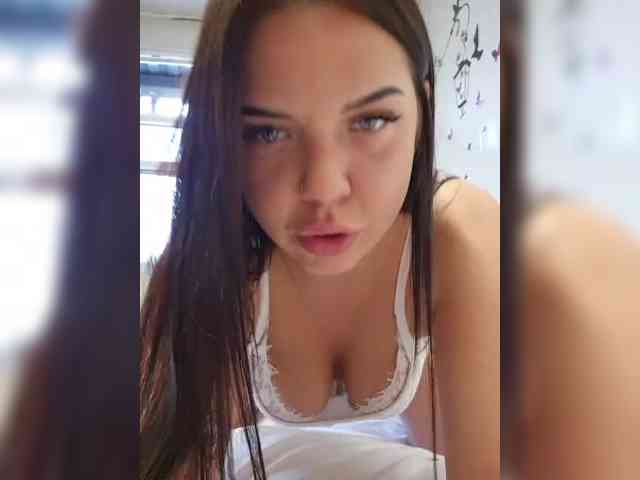 Bella67 webcam
