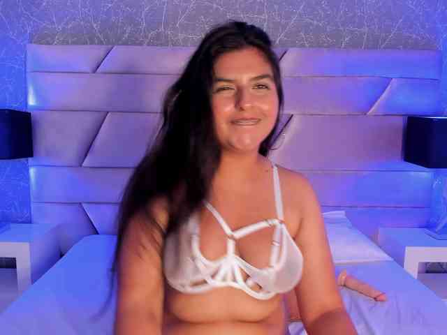 live videochat BellaMonet