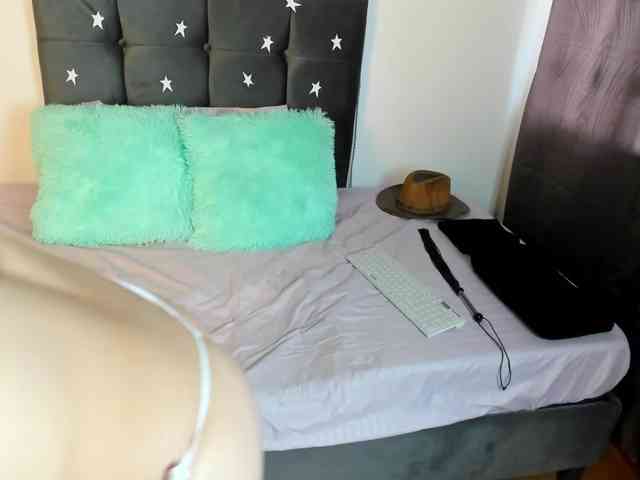AnieButtocks webcam