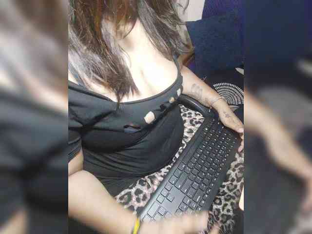 Sexxybhabhi1411 webcam