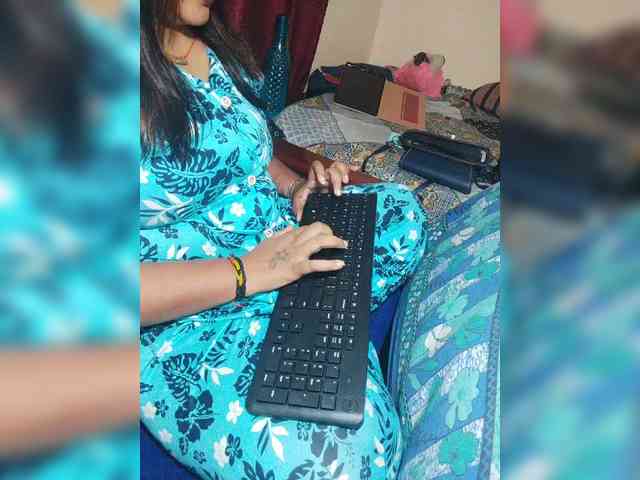 Sexxybhabhi1411 webcam