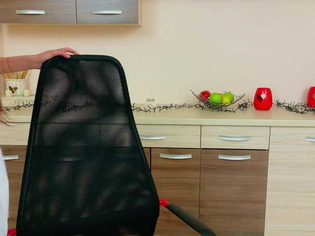 Julia-Jae's BongaCams show and profile