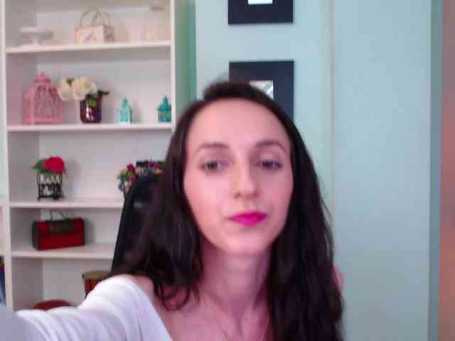 Julia-Jae webcam