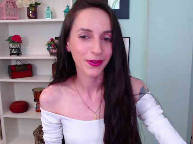 Julia-Jae webcam