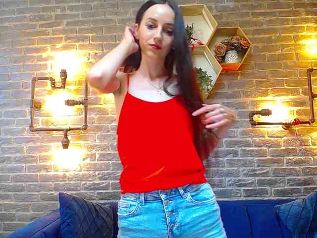 Julia-Jae webcam