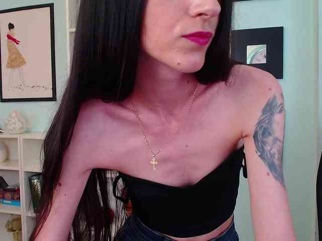 Julia-Jae webcam