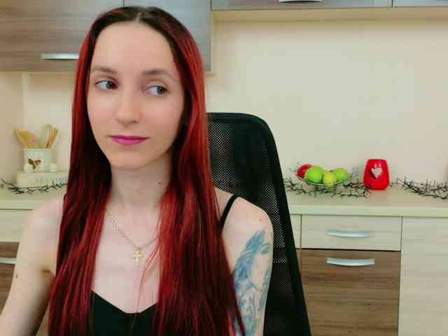 Julia-Jae webcam