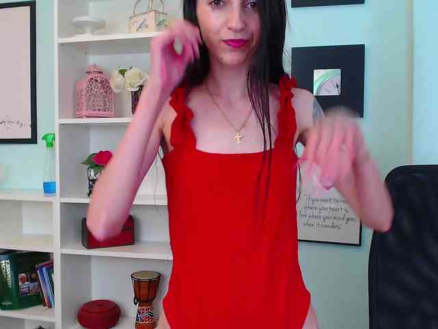 Julia-Jae webcam