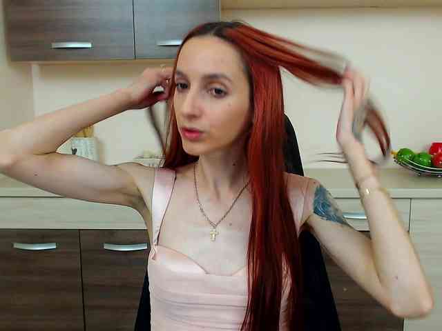 Julia-Jae webcam