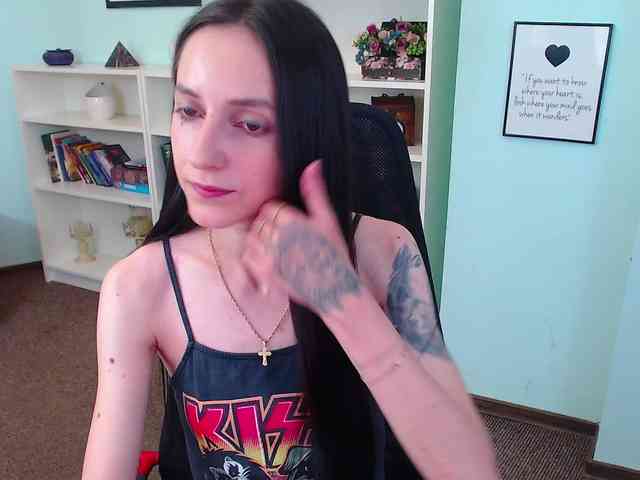 Julia-Jae webcam