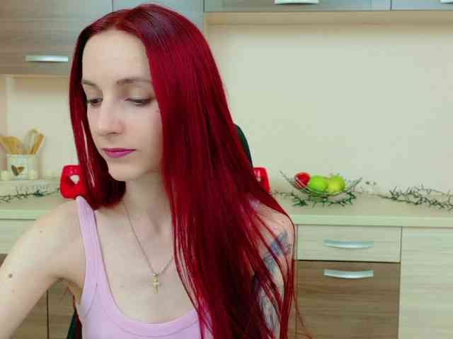 Julia-Jae webcam